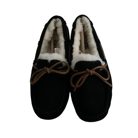 NWT UGG Cozy Black and Cream Moccasin Slippers Size 6 - Picture 9 of 10